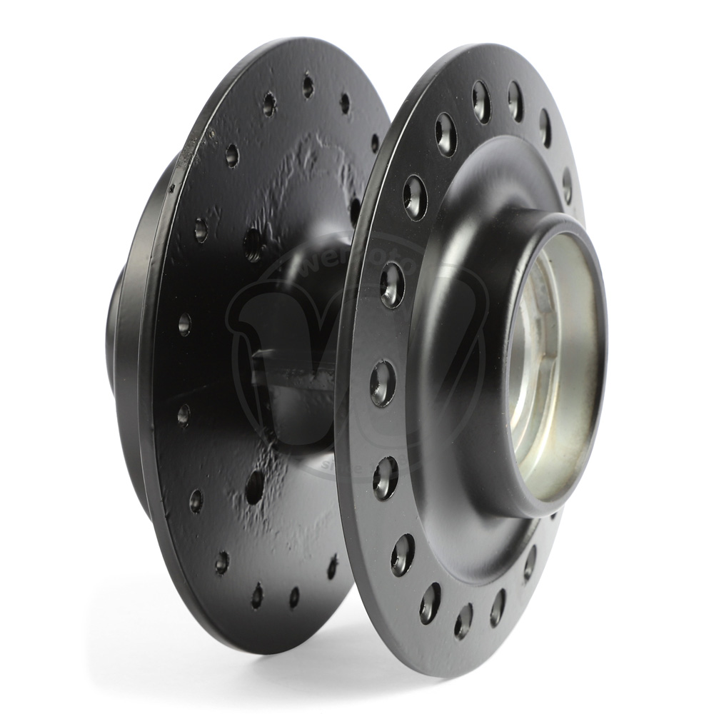 0IS3651_ad6677 two.jpg